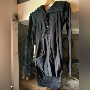 Crossfox pullover sentinel, brand new. Size medium